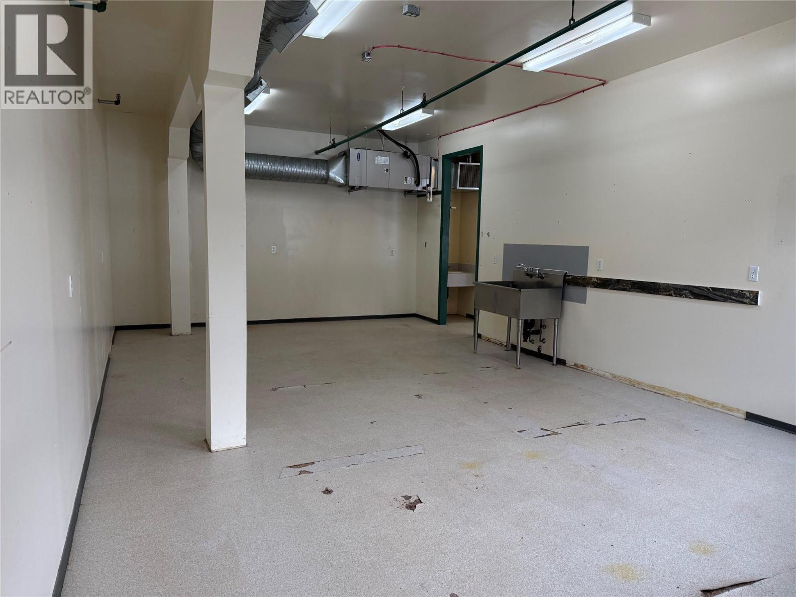 202 625 Front Street, Nelson