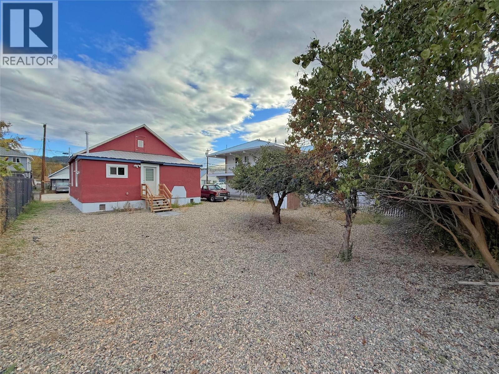 27 Fenchurch Avenue, Princeton