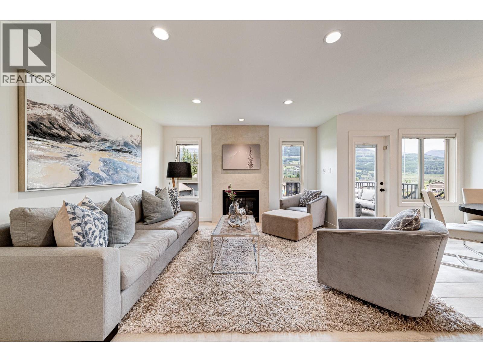 2030 GOLDEN EAGLE Drive, Sparwood