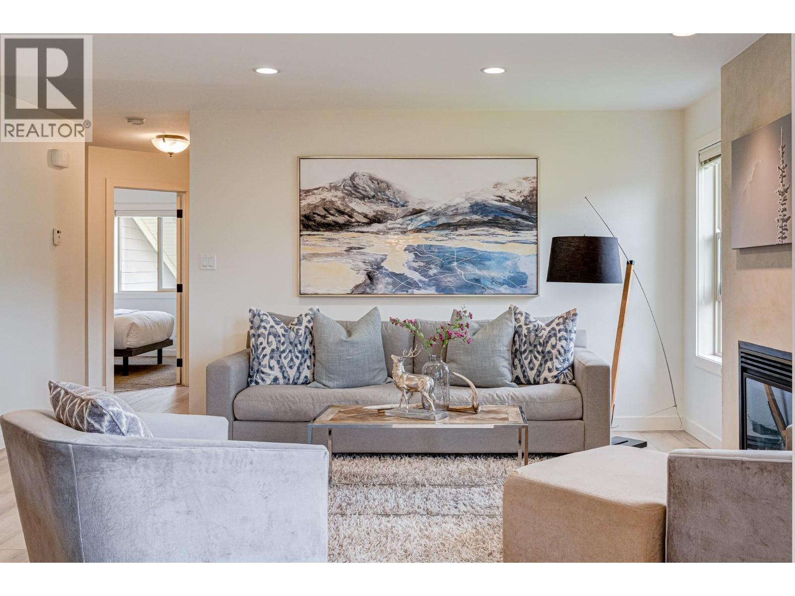 2030 GOLDEN EAGLE Drive, Sparwood