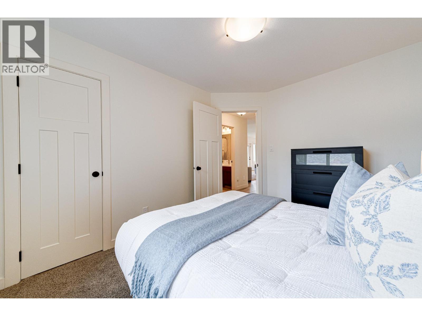 2030 GOLDEN EAGLE Drive, Sparwood