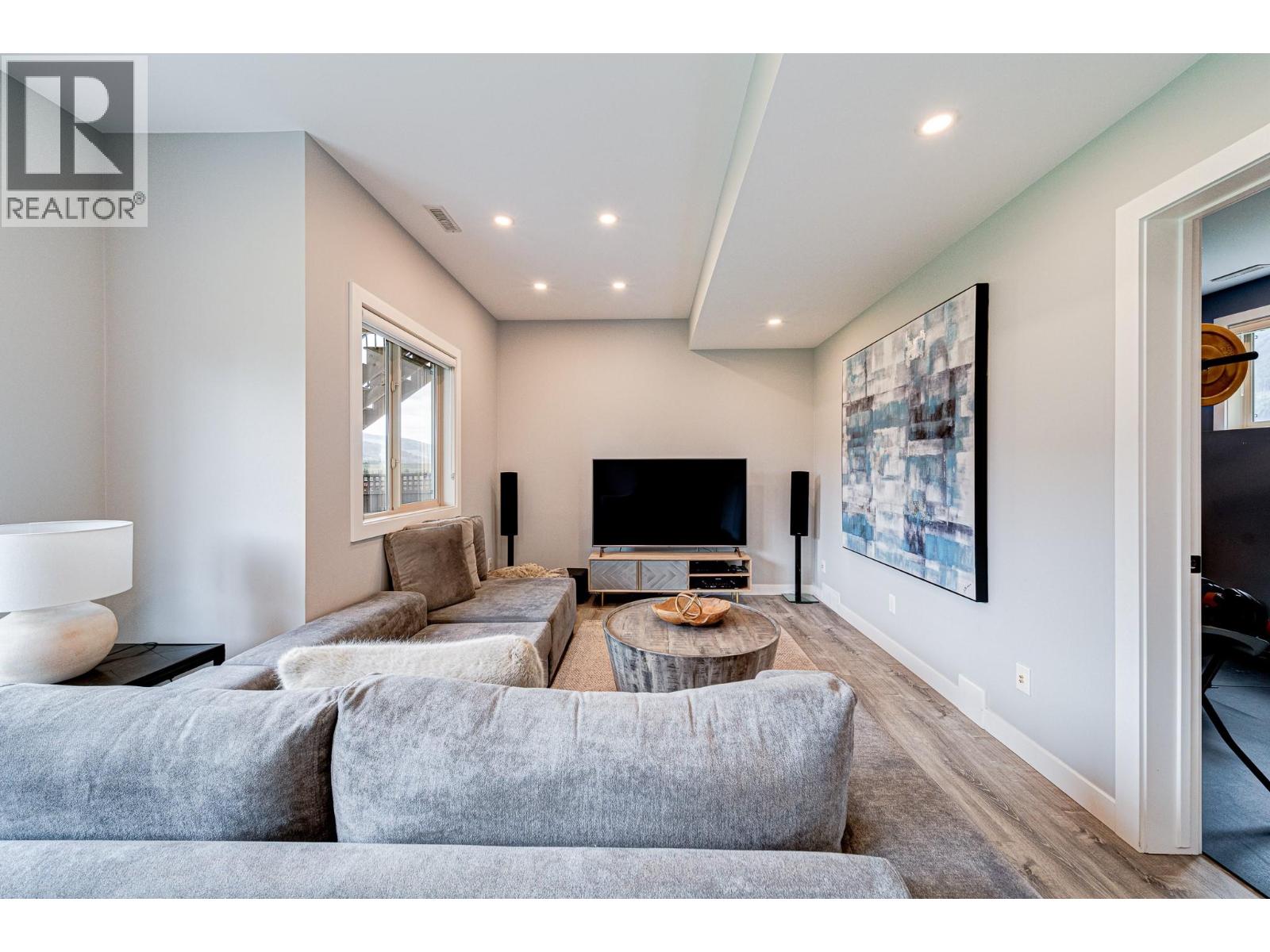 2030 GOLDEN EAGLE Drive, Sparwood