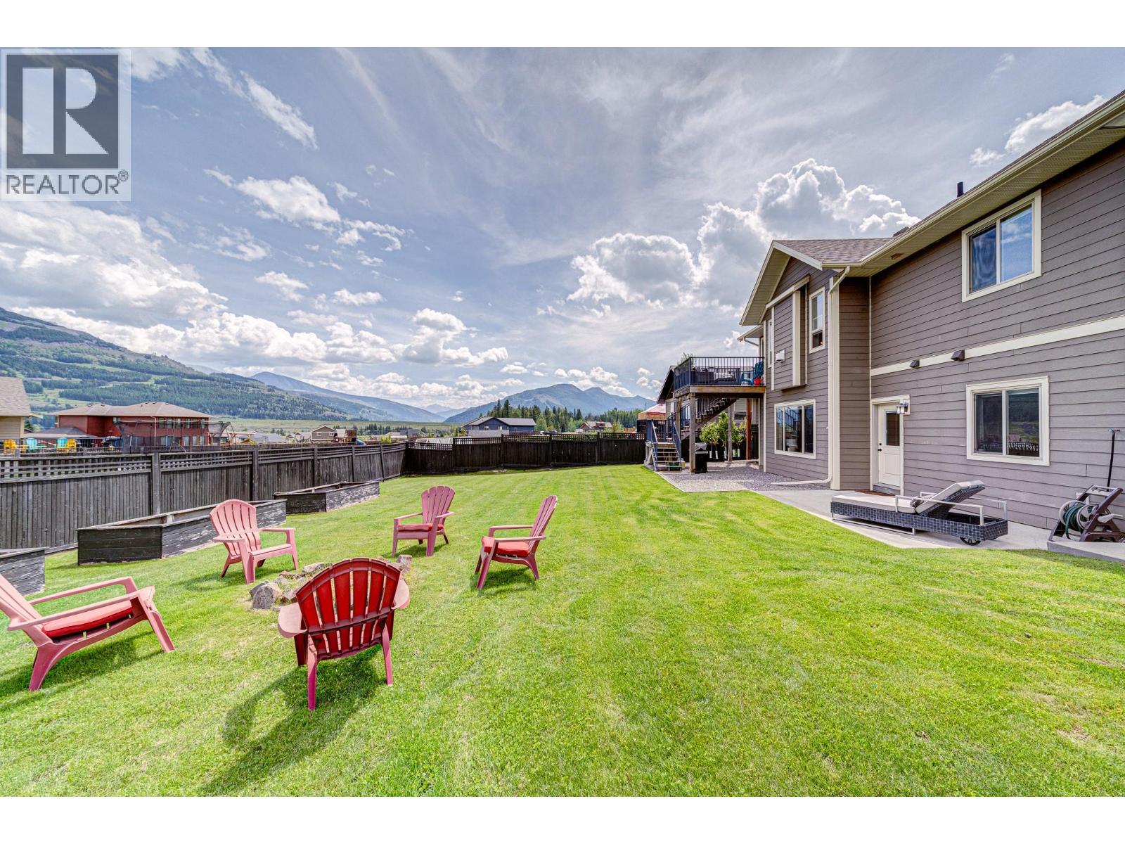 2030 GOLDEN EAGLE Drive, Sparwood