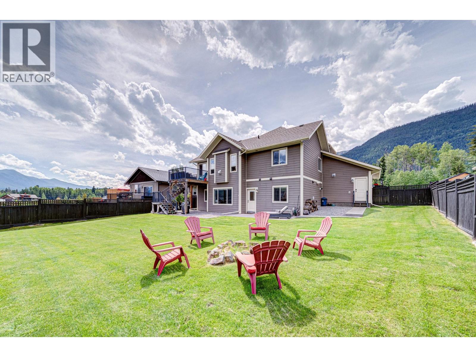 2030 GOLDEN EAGLE Drive, Sparwood