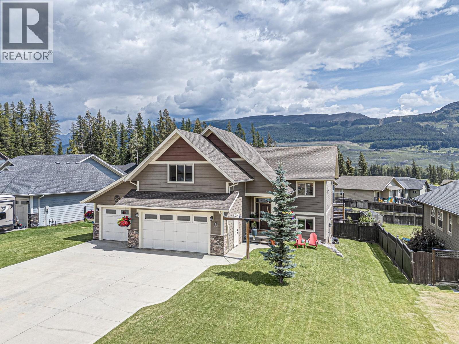 2030 GOLDEN EAGLE Drive, Sparwood