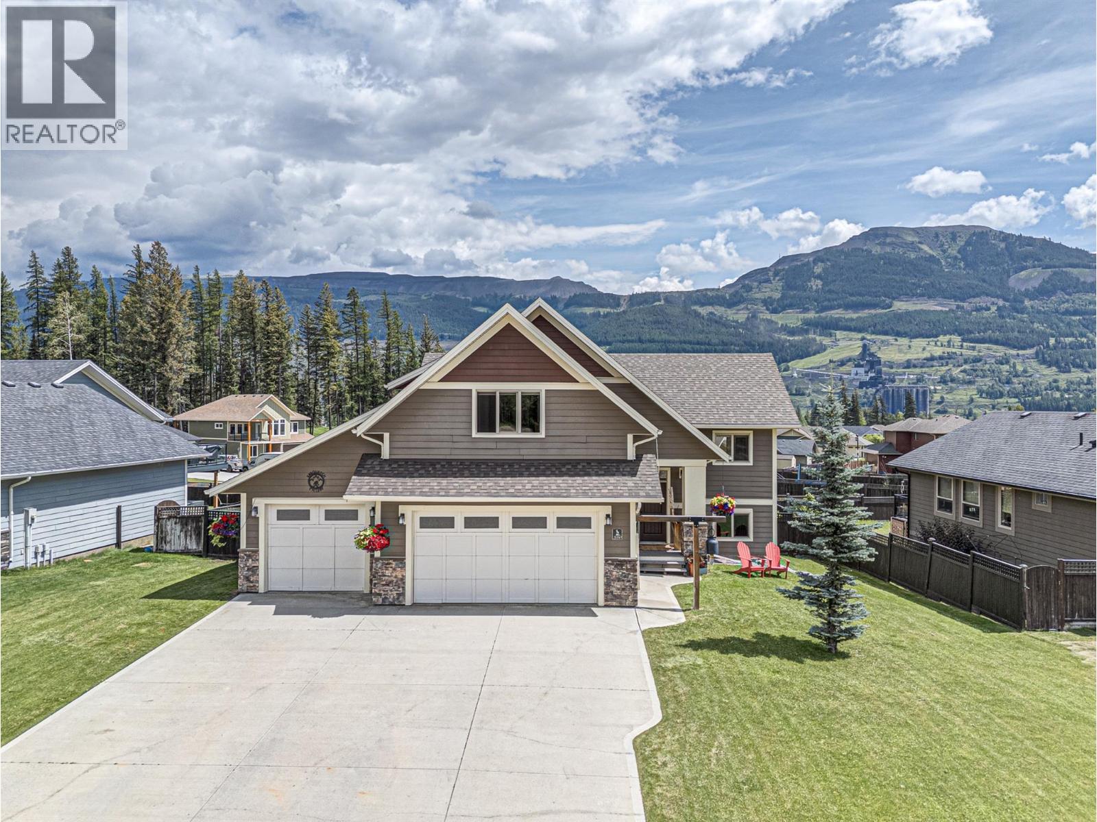 2030 GOLDEN EAGLE Drive, Sparwood