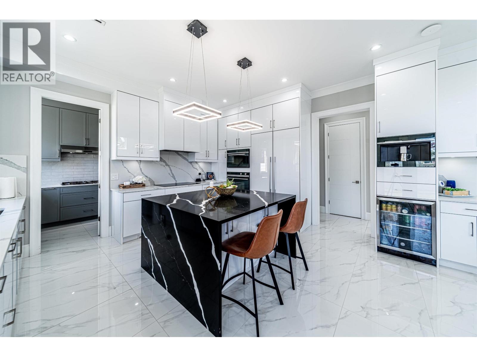 9291 GLENALLAN DRIVE, Richmond