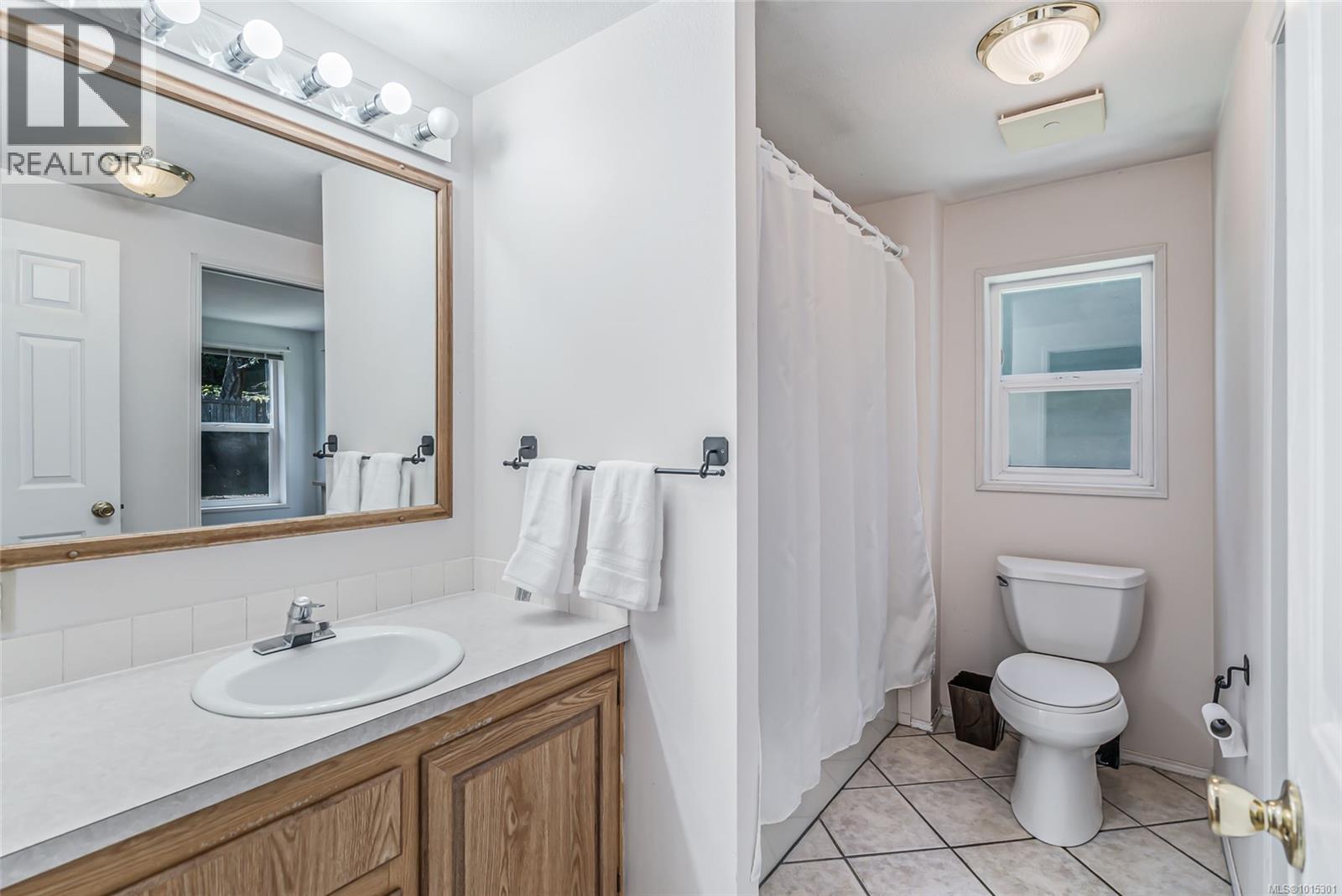 1122 Popham Rd, Parksville