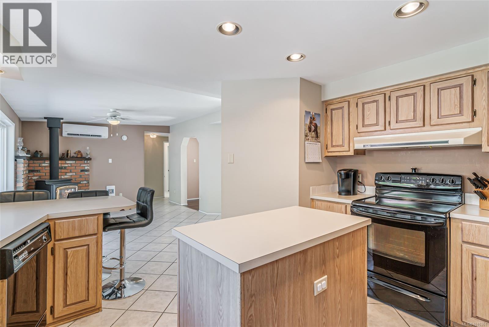 1122 Popham Rd, Parksville