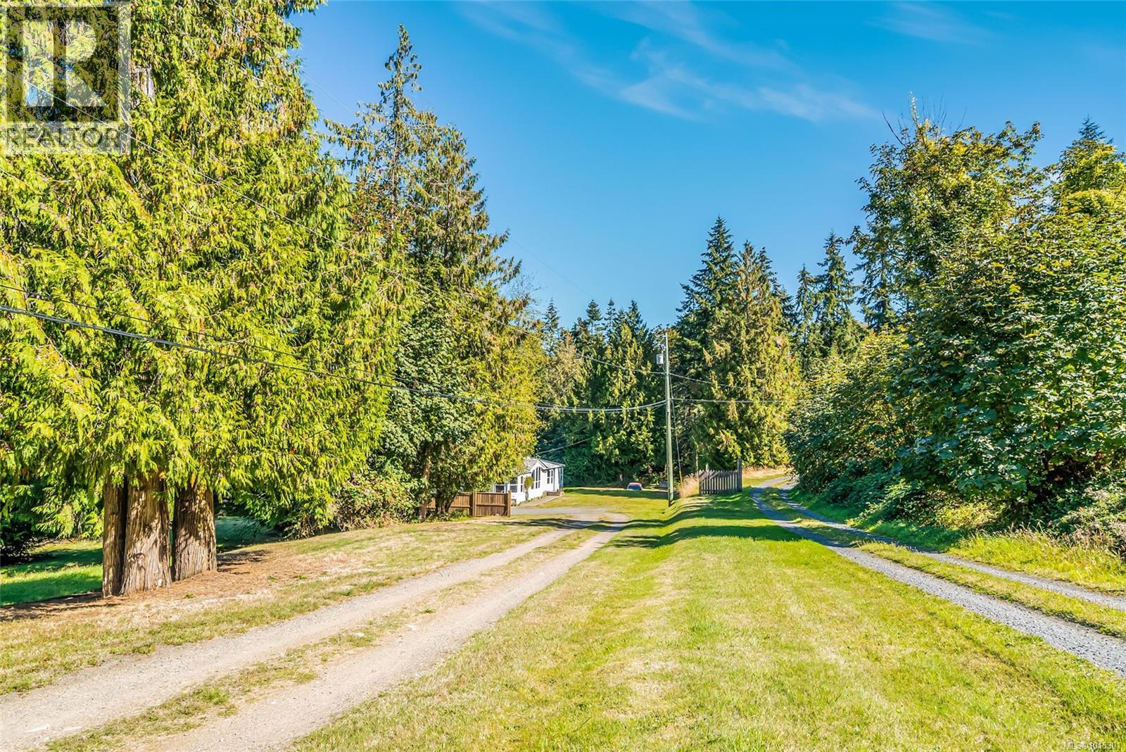 1122 Popham Rd, Parksville