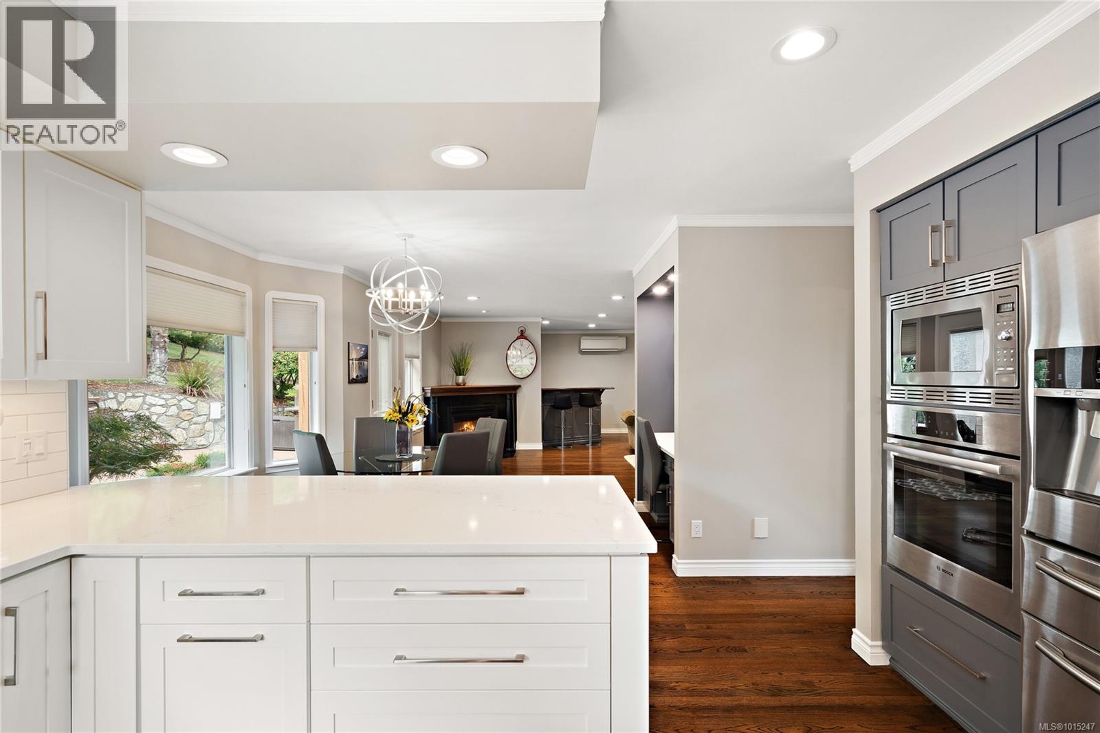 8650 Richland Pl, North Saanich