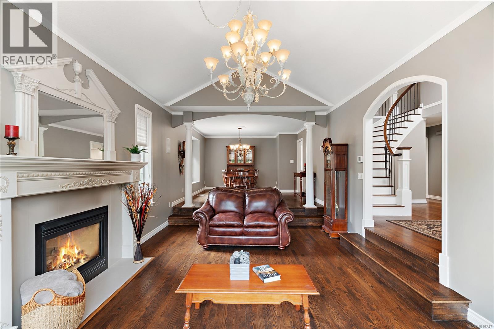8650 Richland Pl, North Saanich