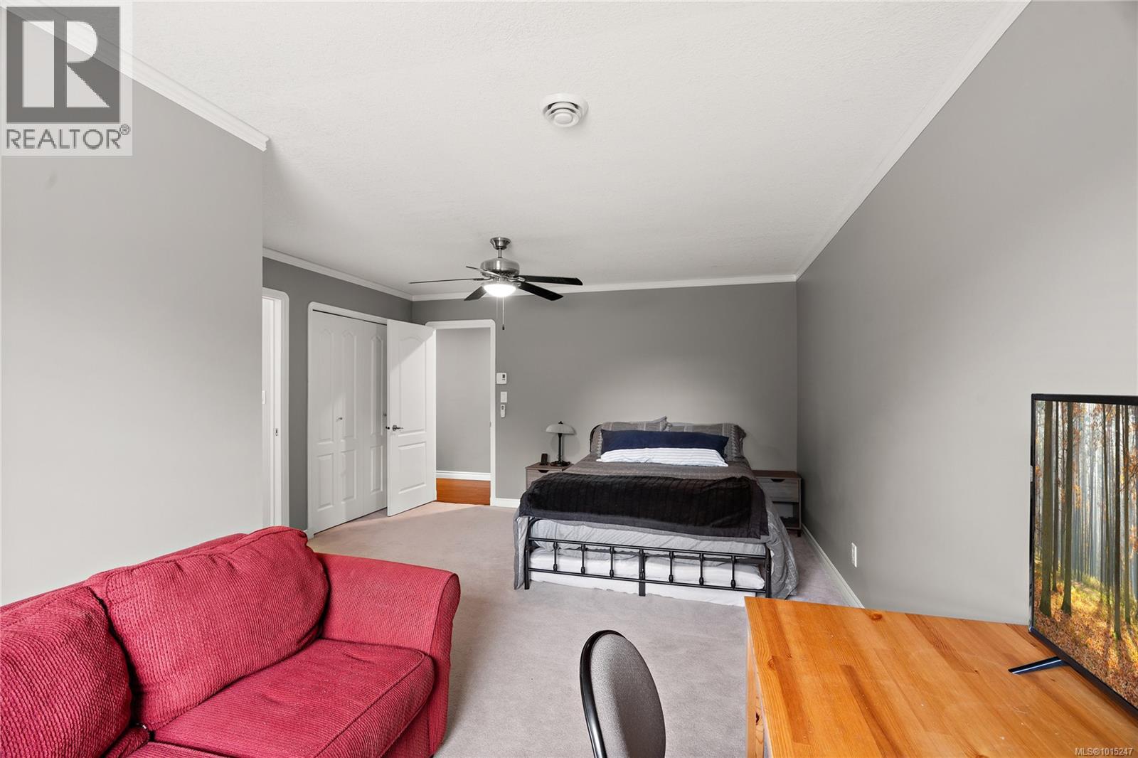 8650 Richland Pl, North Saanich
