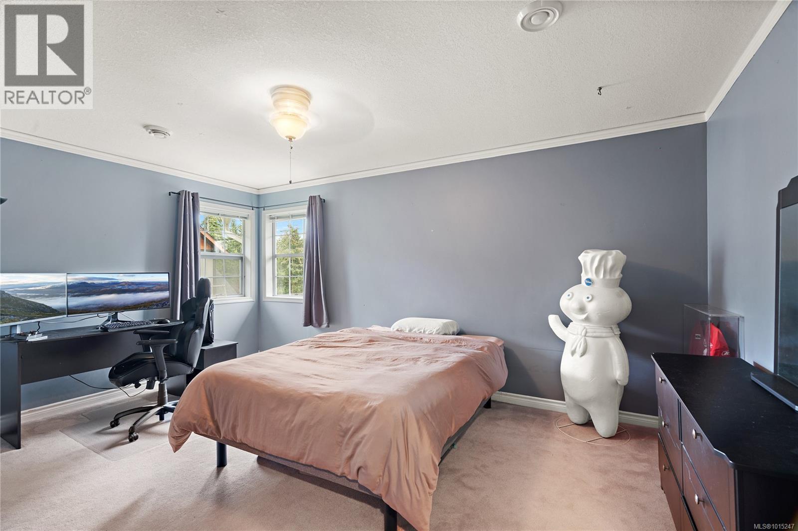 8650 Richland Pl, North Saanich