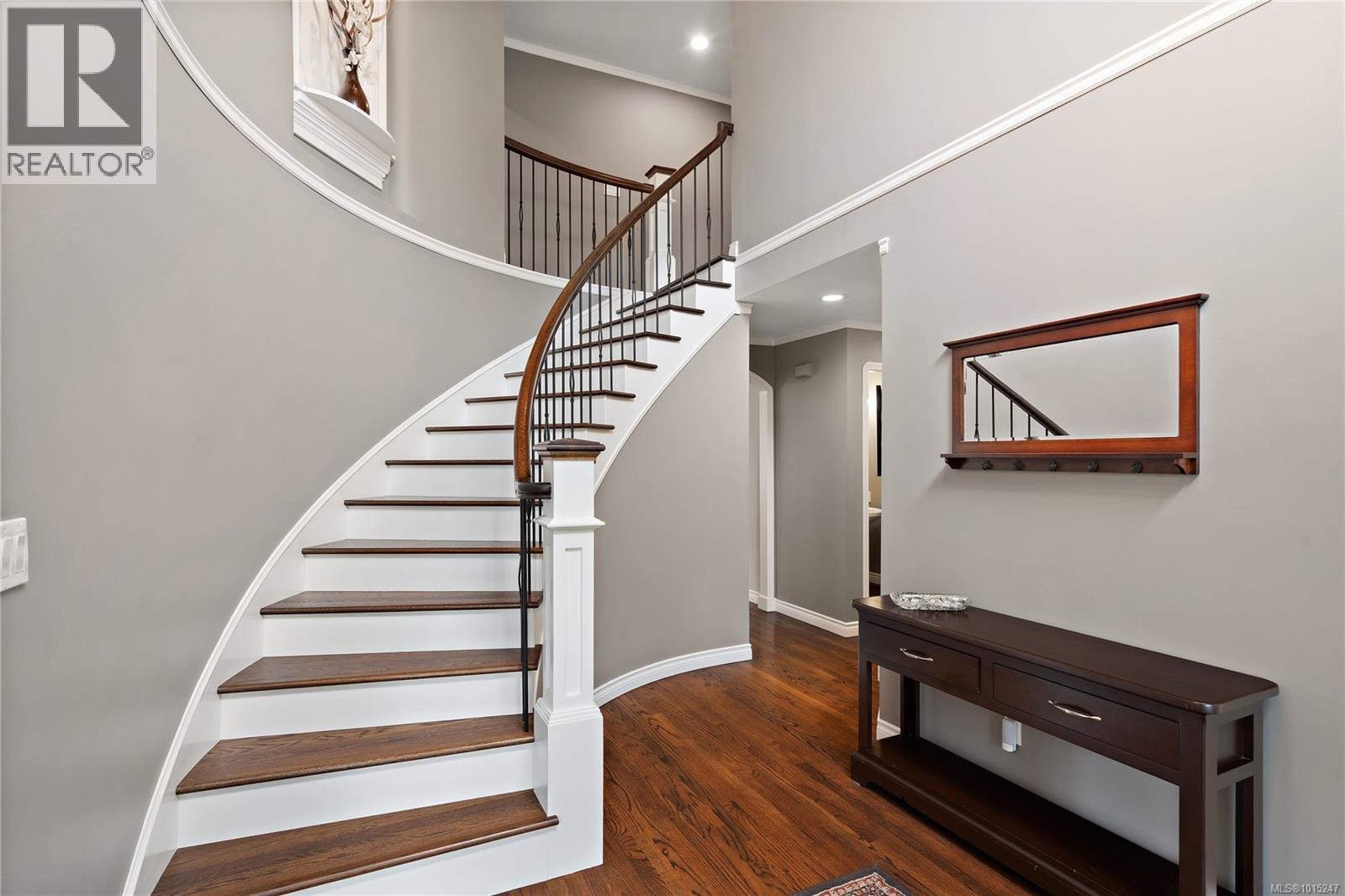 8650 Richland Pl, North Saanich