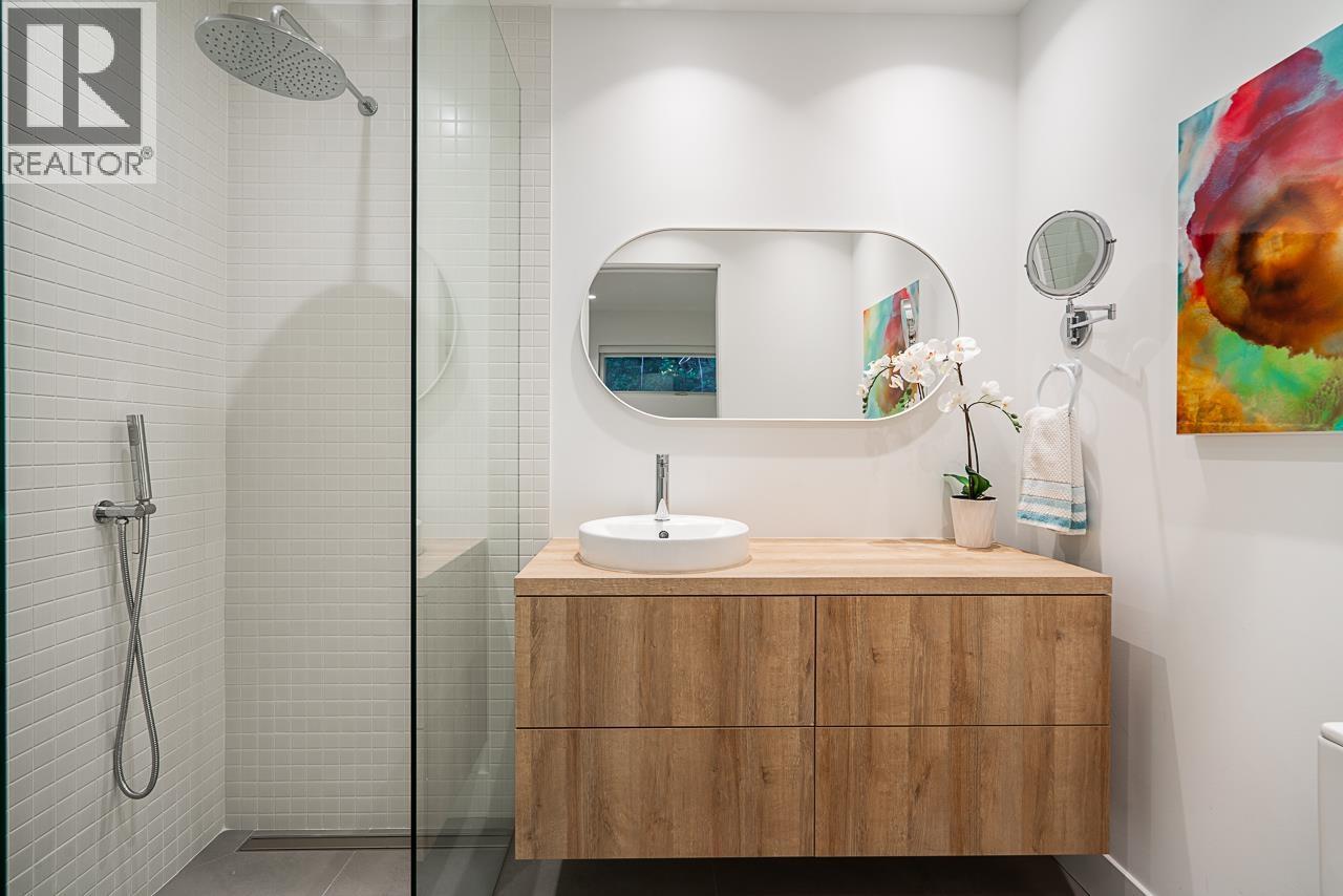 4415 STONE CRESCENT, West Vancouver