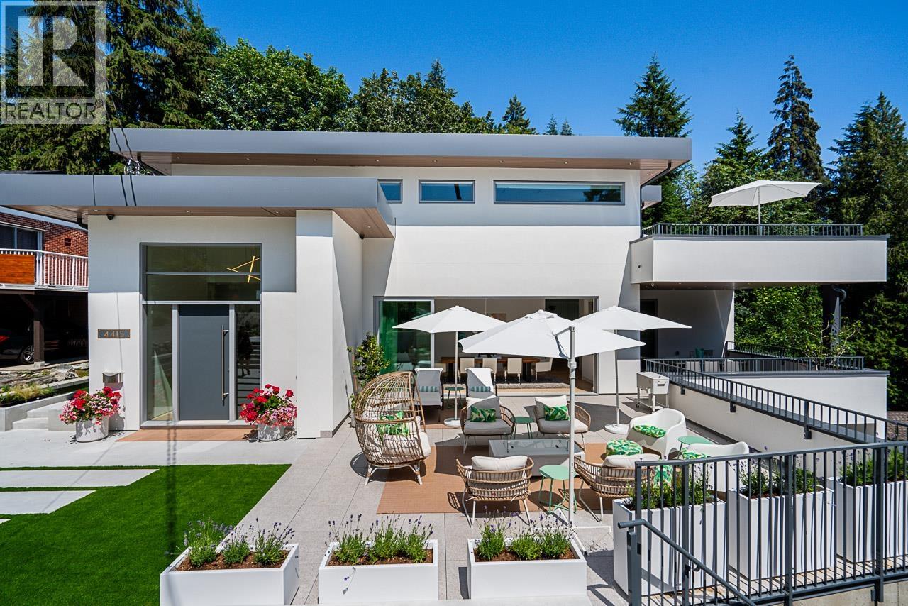 4415 STONE CRESCENT, West Vancouver