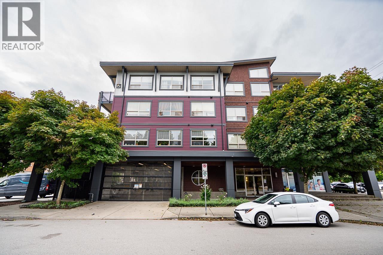 202 288 HAMPTON STREET, New Westminster