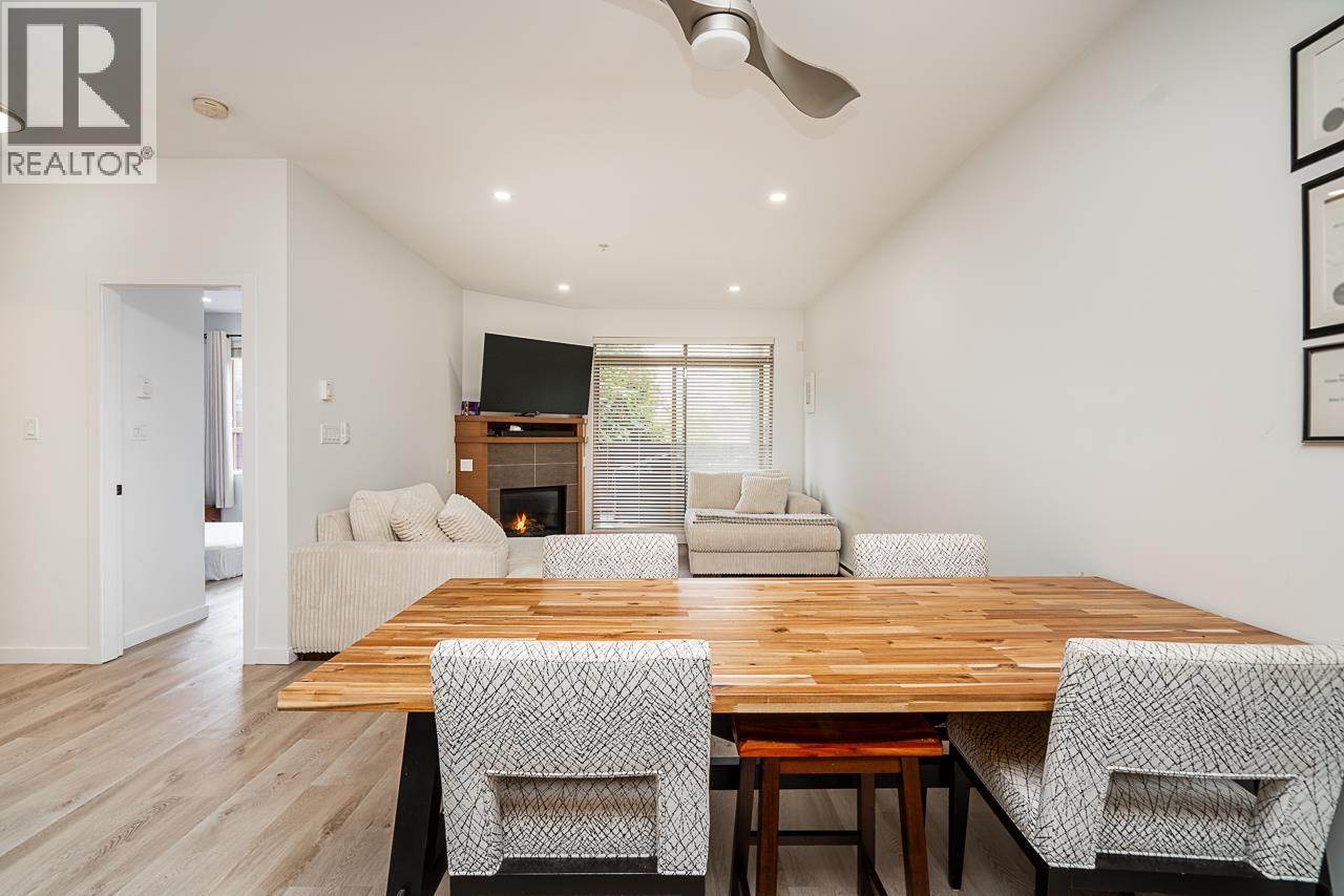 202 288 HAMPTON STREET, New Westminster