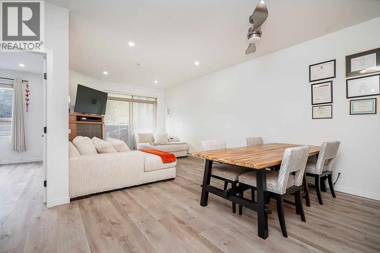 202 288 HAMPTON STREET, New Westminster