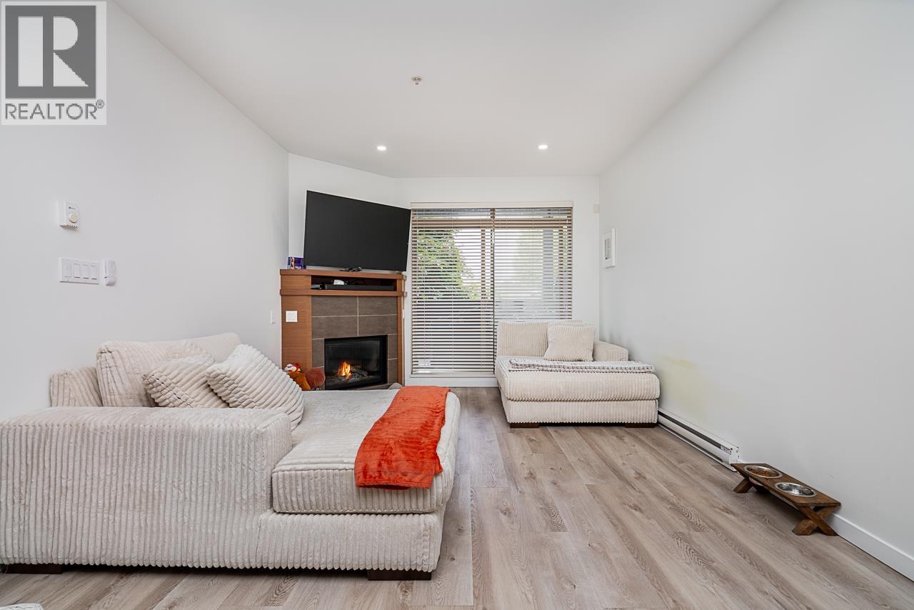 202 288 HAMPTON STREET, New Westminster
