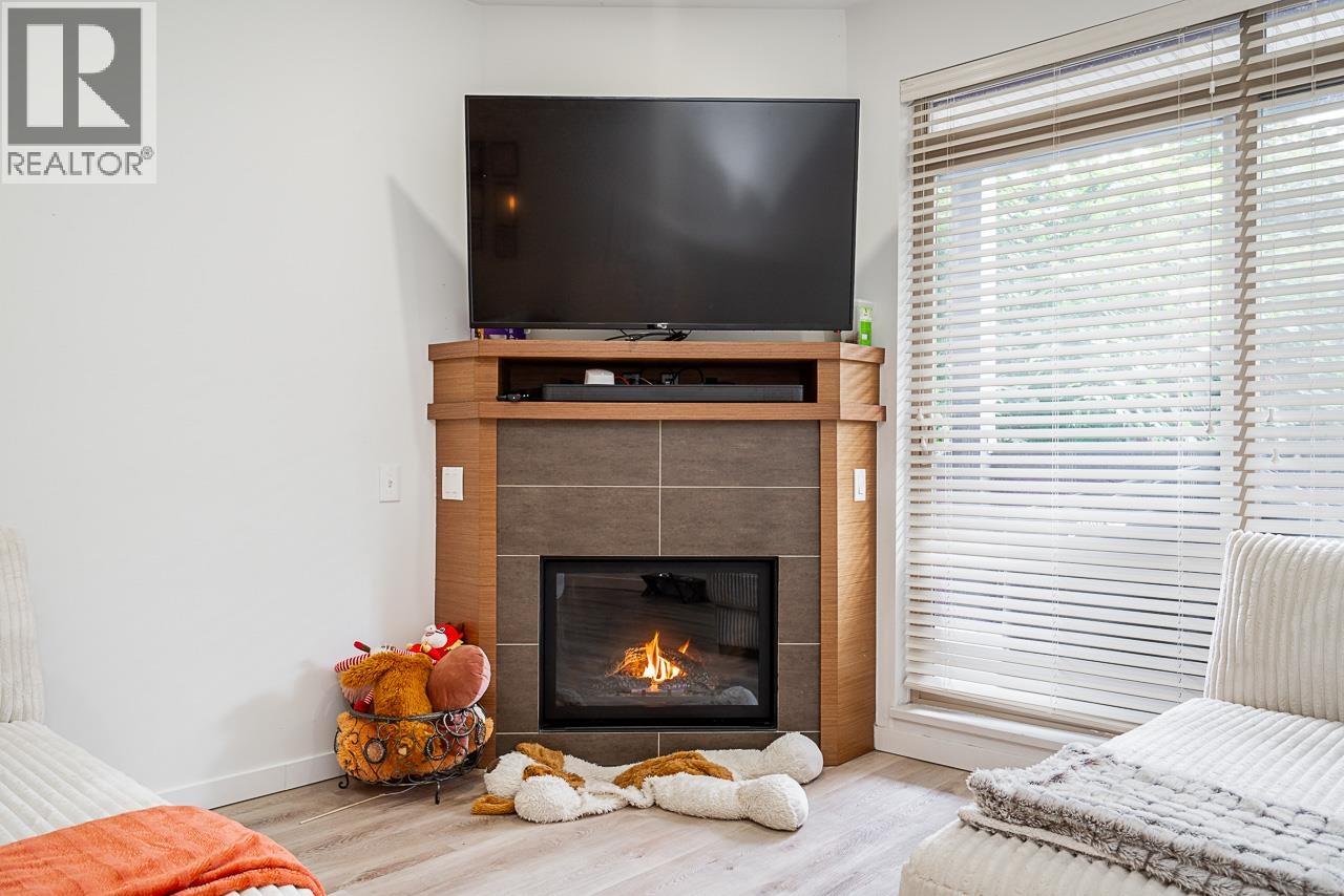 202 288 HAMPTON STREET, New Westminster