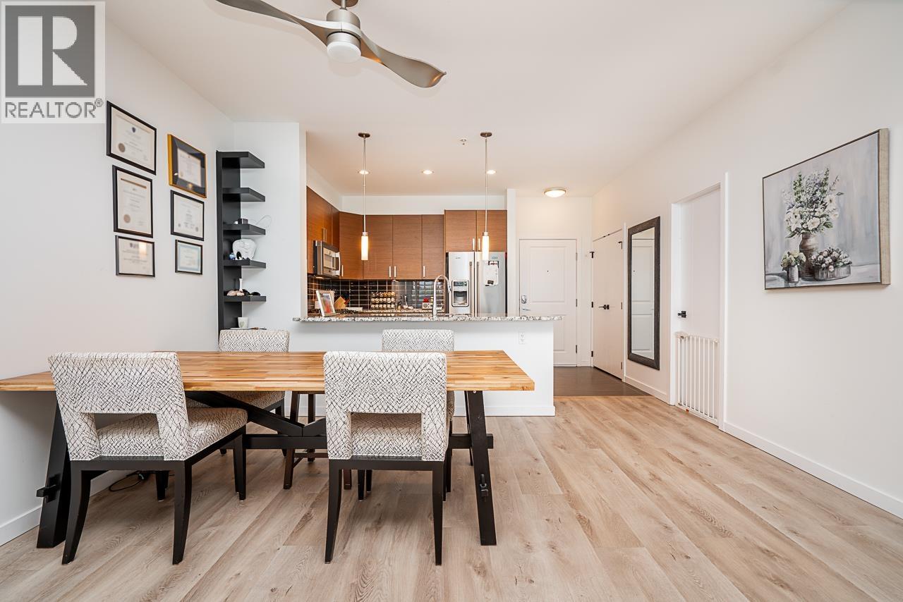 202 288 HAMPTON STREET, New Westminster