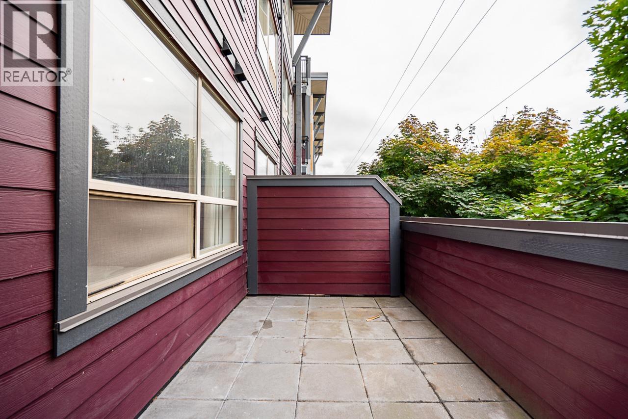 202 288 HAMPTON STREET, New Westminster
