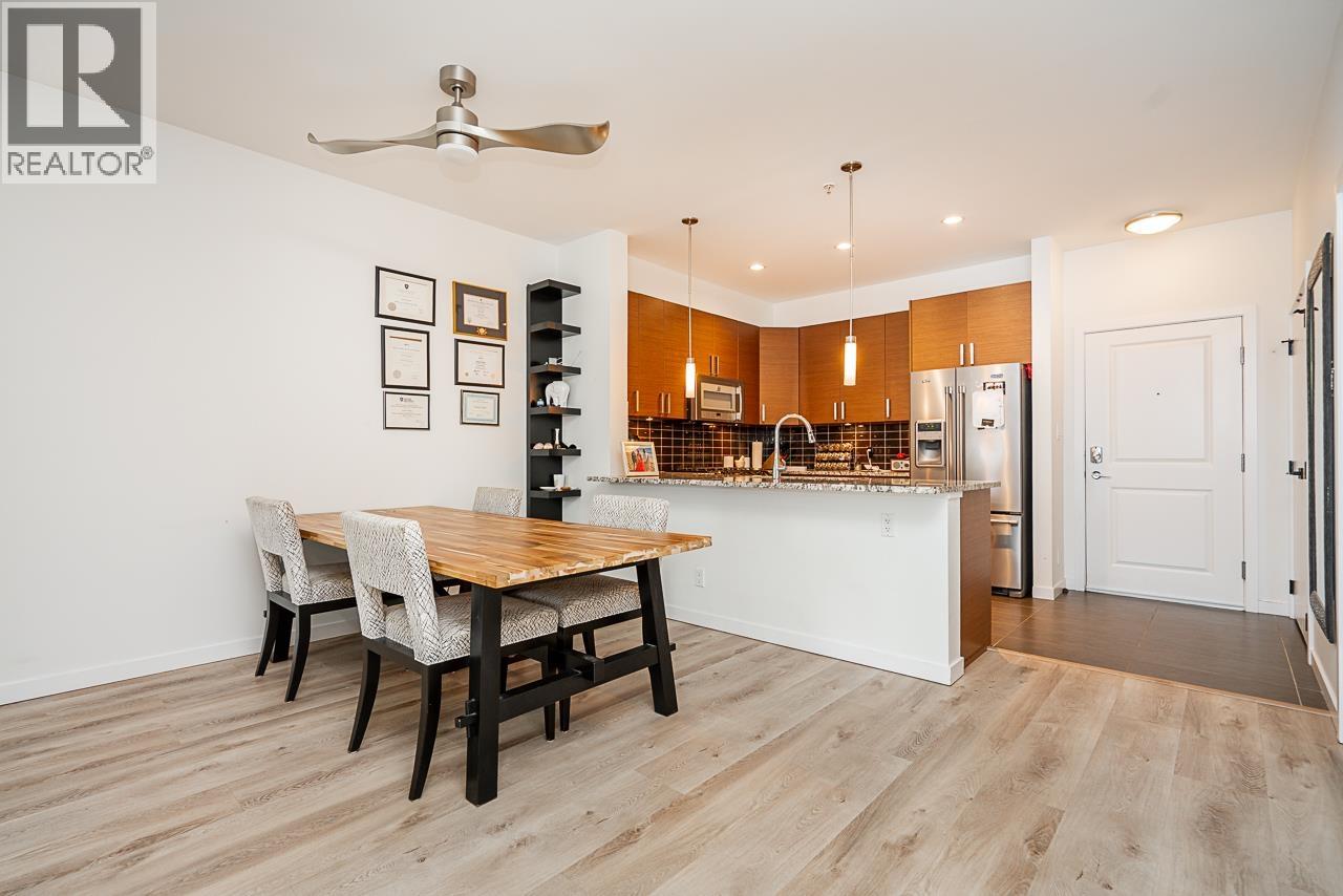 202 288 HAMPTON STREET, New Westminster