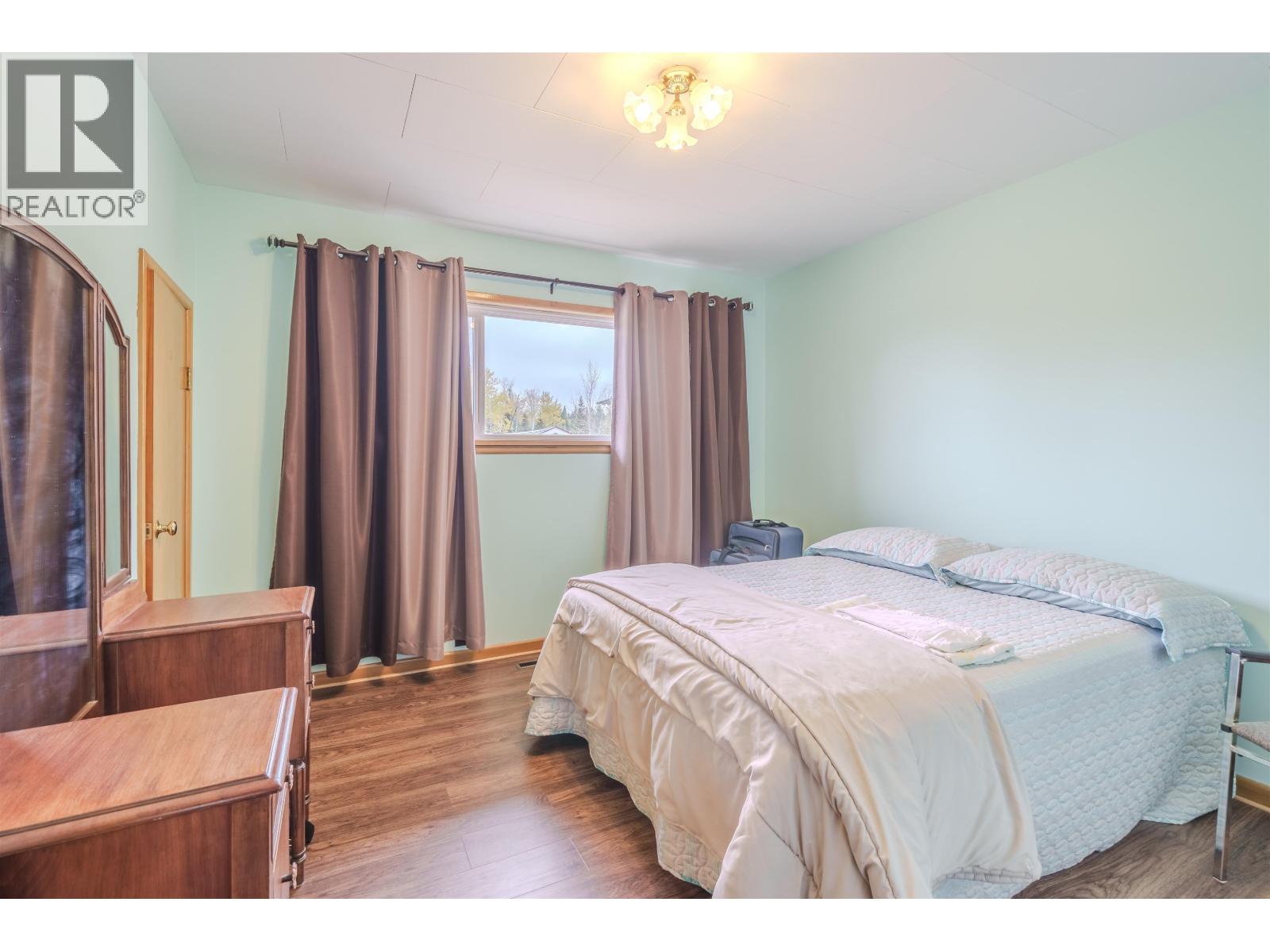 1208 CARIBOO 97 HIGHWAY - 15