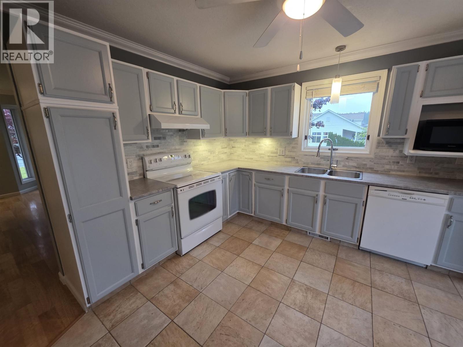 5301 MOUNTAIN VISTA DRIVE, Terrace