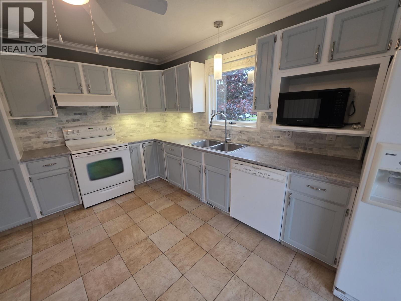 5301 MOUNTAIN VISTA DRIVE, Terrace