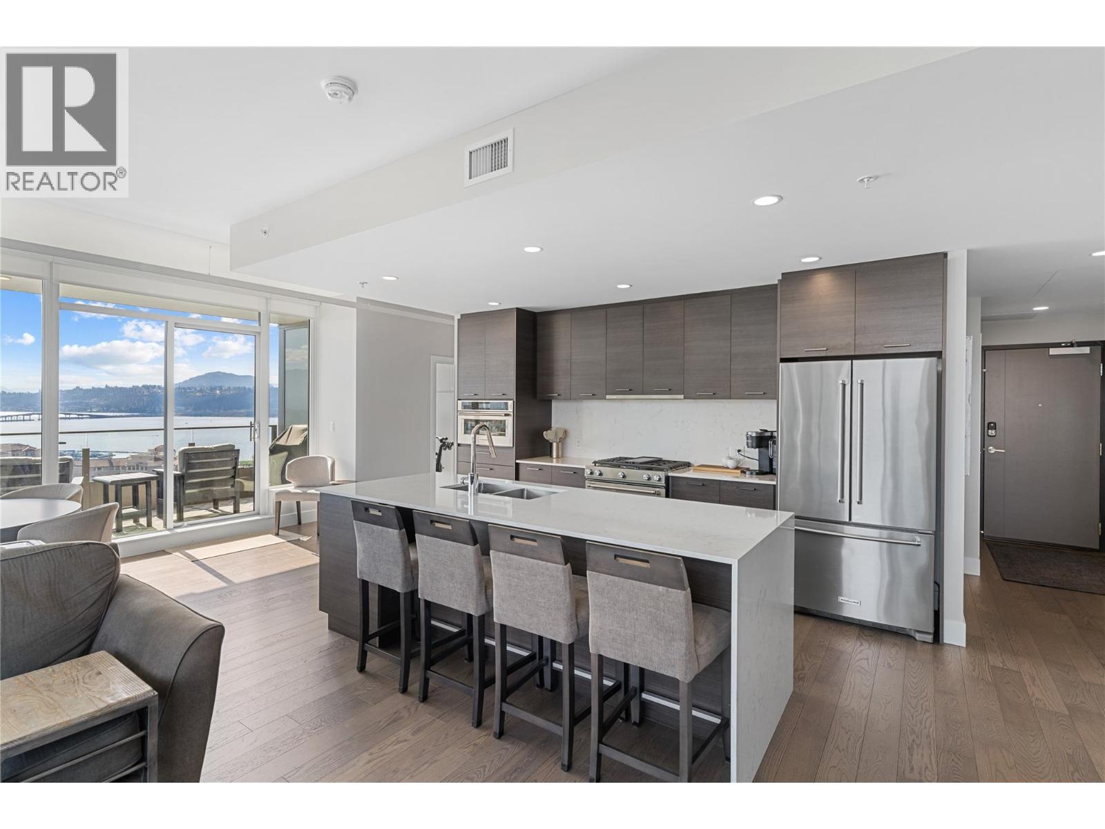 #1603-1181 Sunset Drive, Kelowna