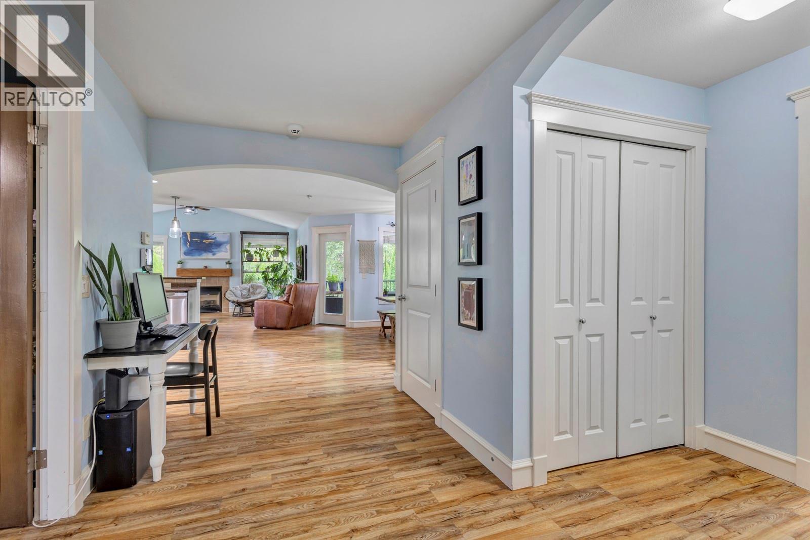  3477 Creekview Crescent, West Kelowna