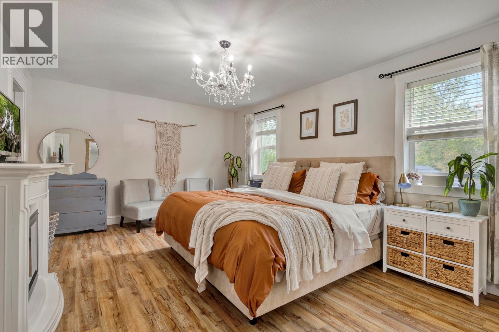  3477 Creekview Crescent, West Kelowna