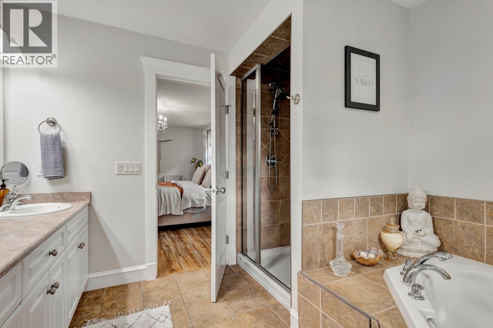  3477 Creekview Crescent, West Kelowna