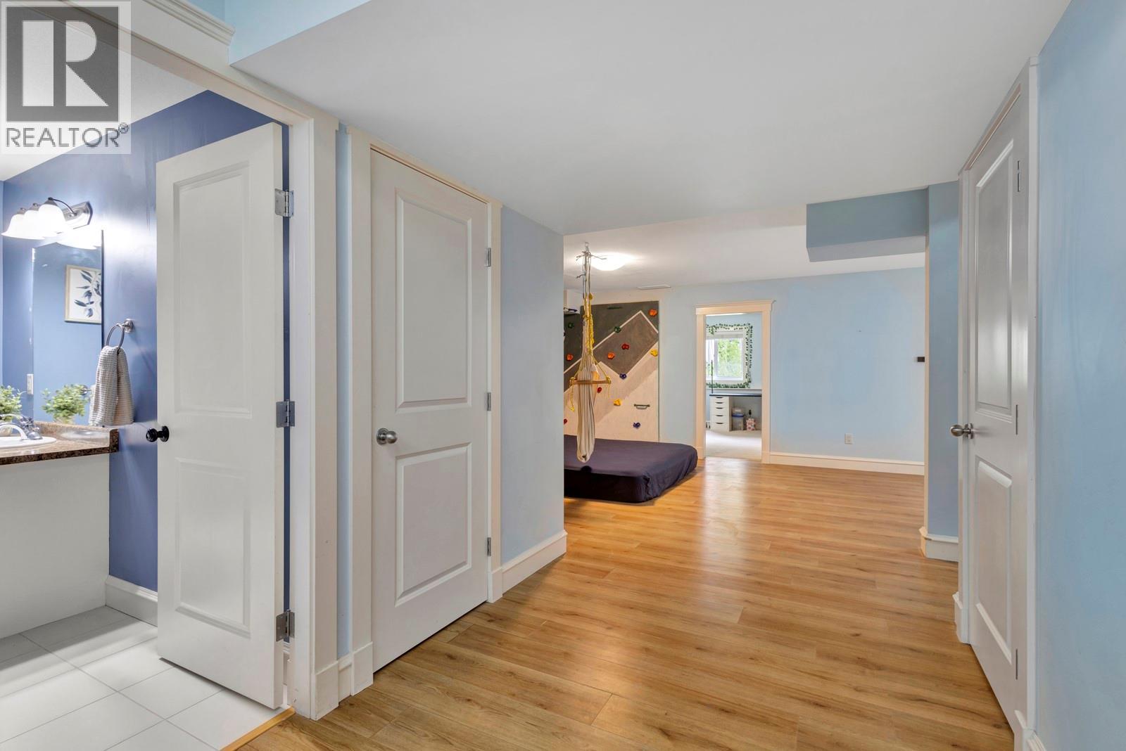  3477 Creekview Crescent, West Kelowna