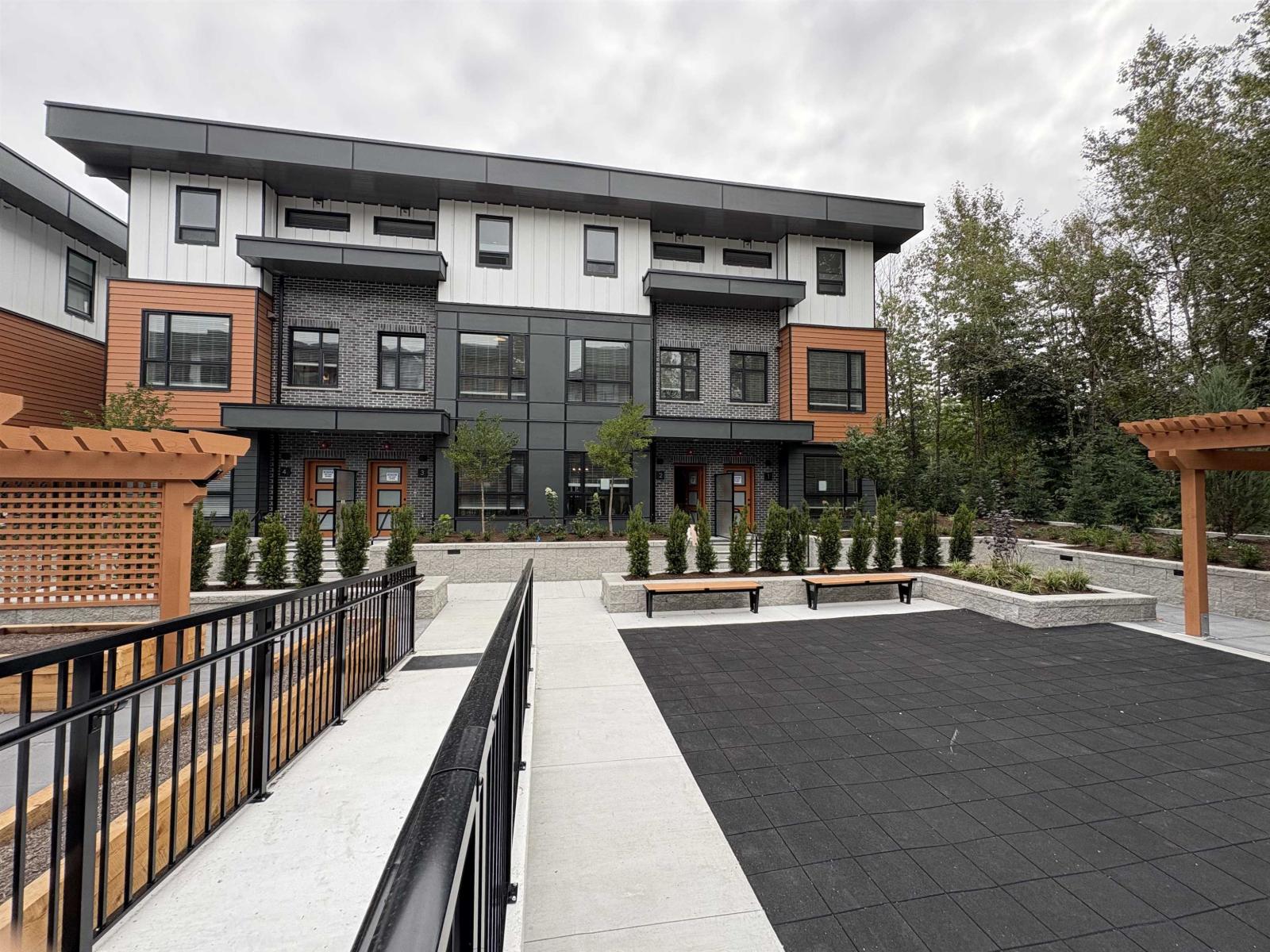 3 20932 83 AVENUE, Langley