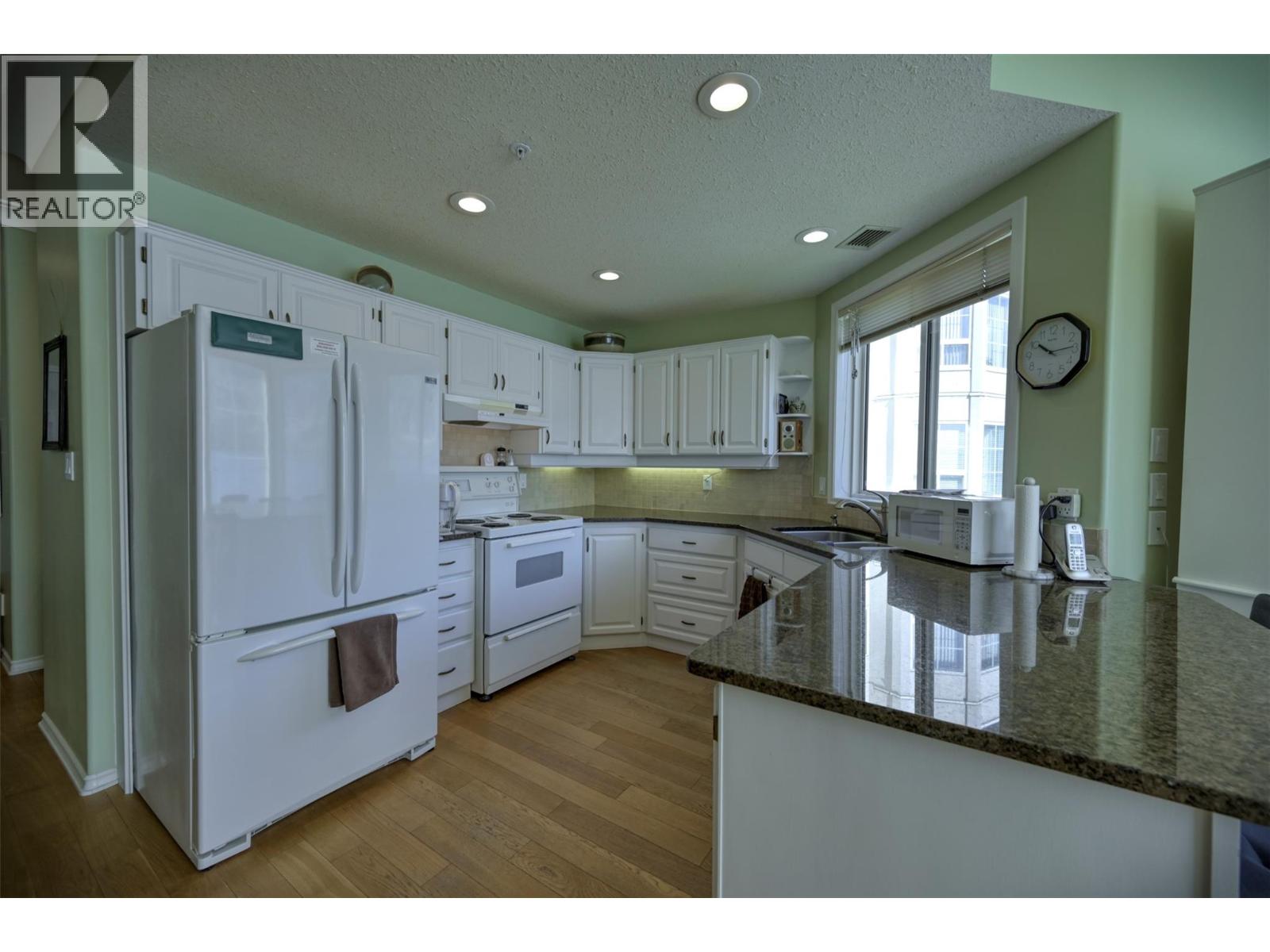 7805 Spartan Drive Unit# 202, Osoyoos