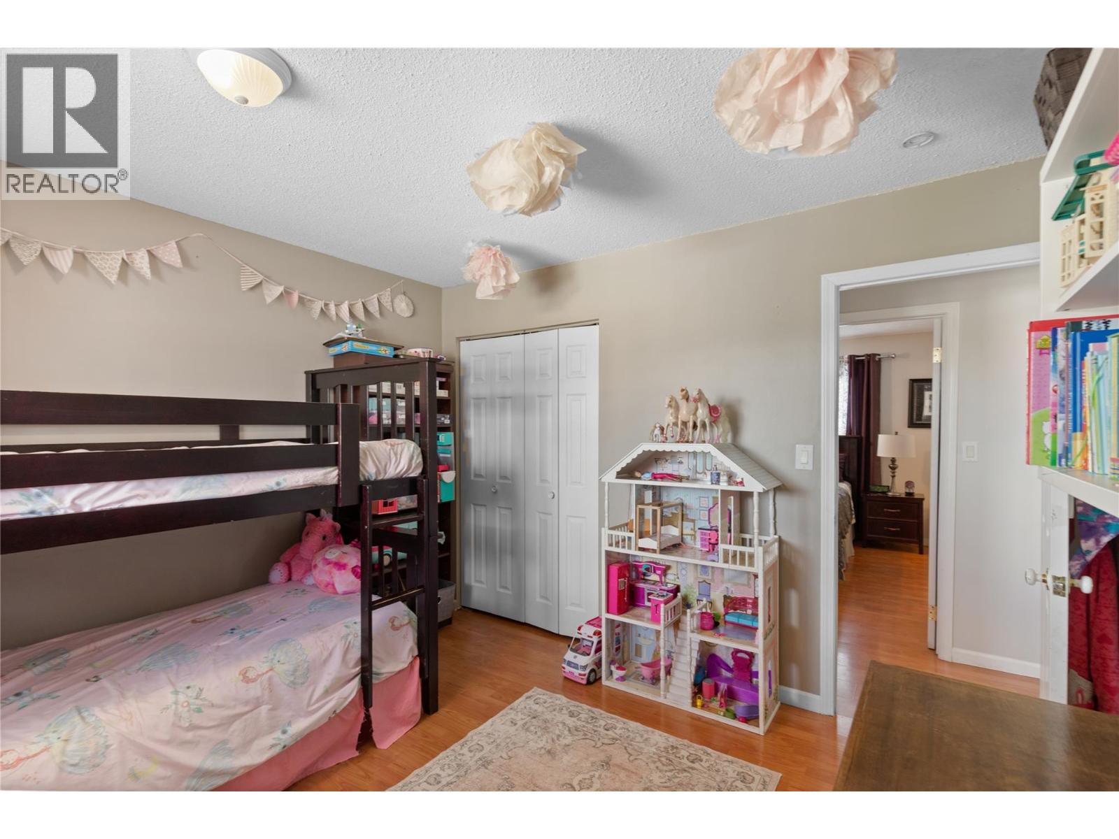 3735 Patten Crescent, Armstrong