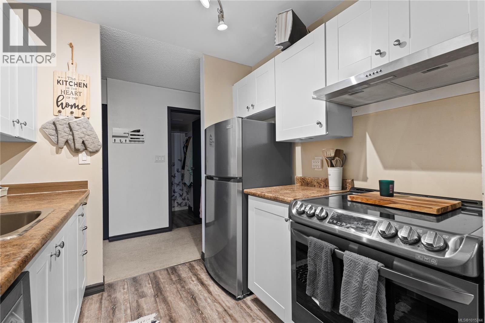 208 585 Dogwood St, Campbell River