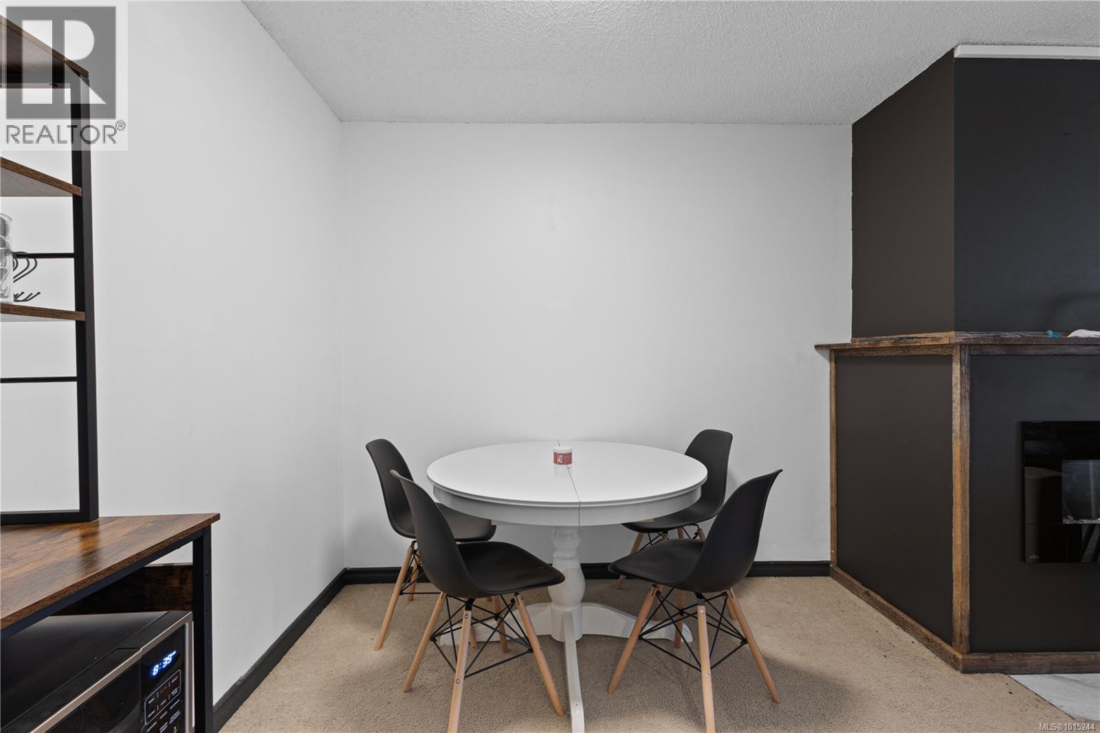 208 585 Dogwood St, Campbell River