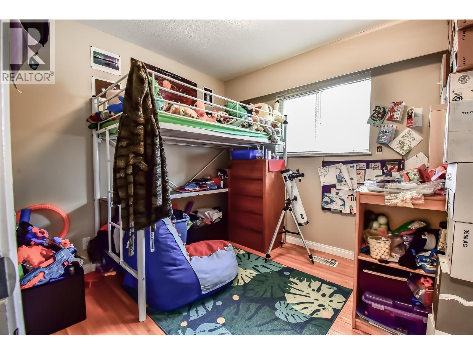 5477 PORTLAND STREET, Burnaby