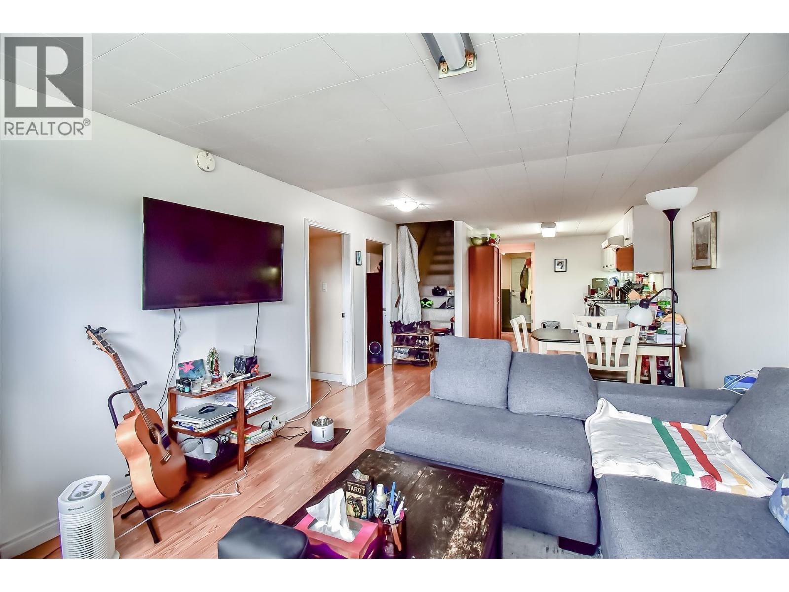 5477 PORTLAND STREET, Burnaby