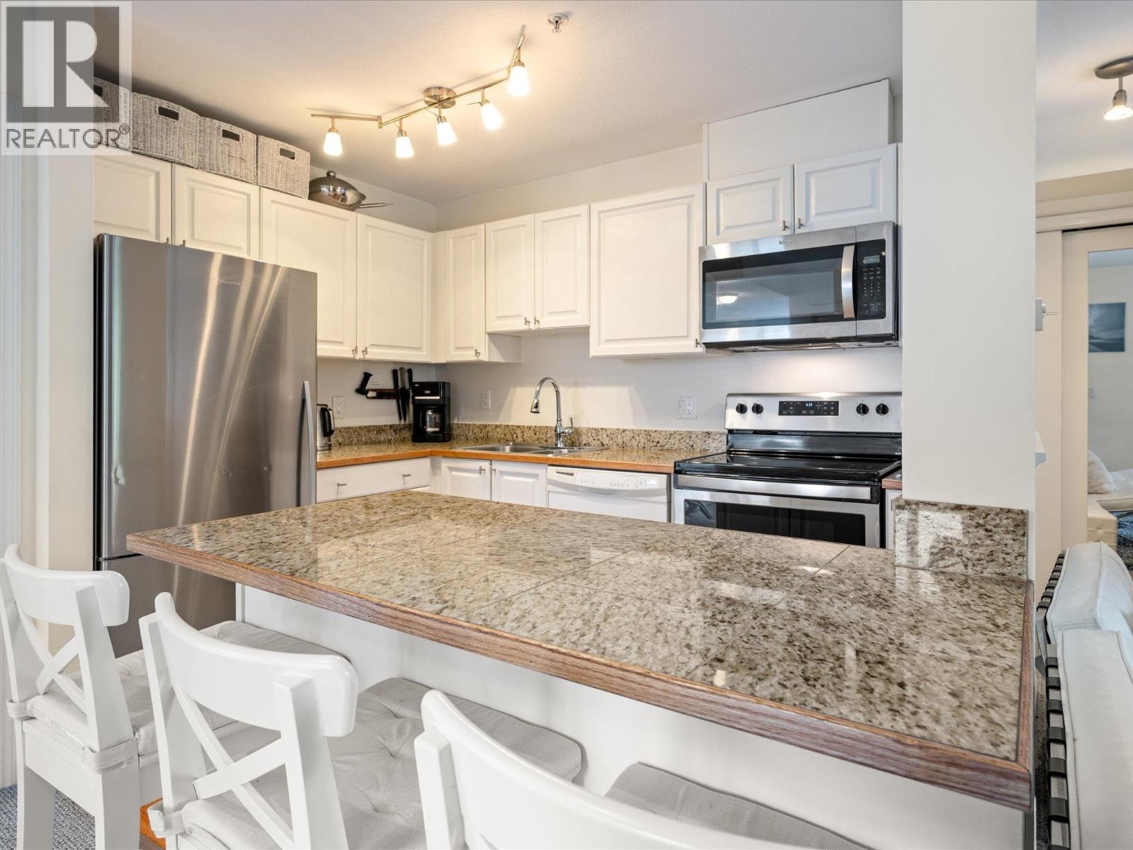 73 4335 NORTHLANDS BOULEVARD, Whistler