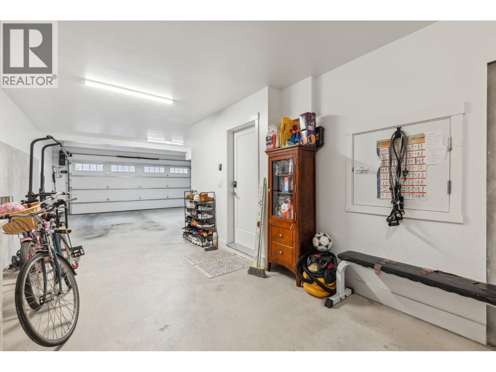 #18-6427 HAMMERMILL Avenue, Delta