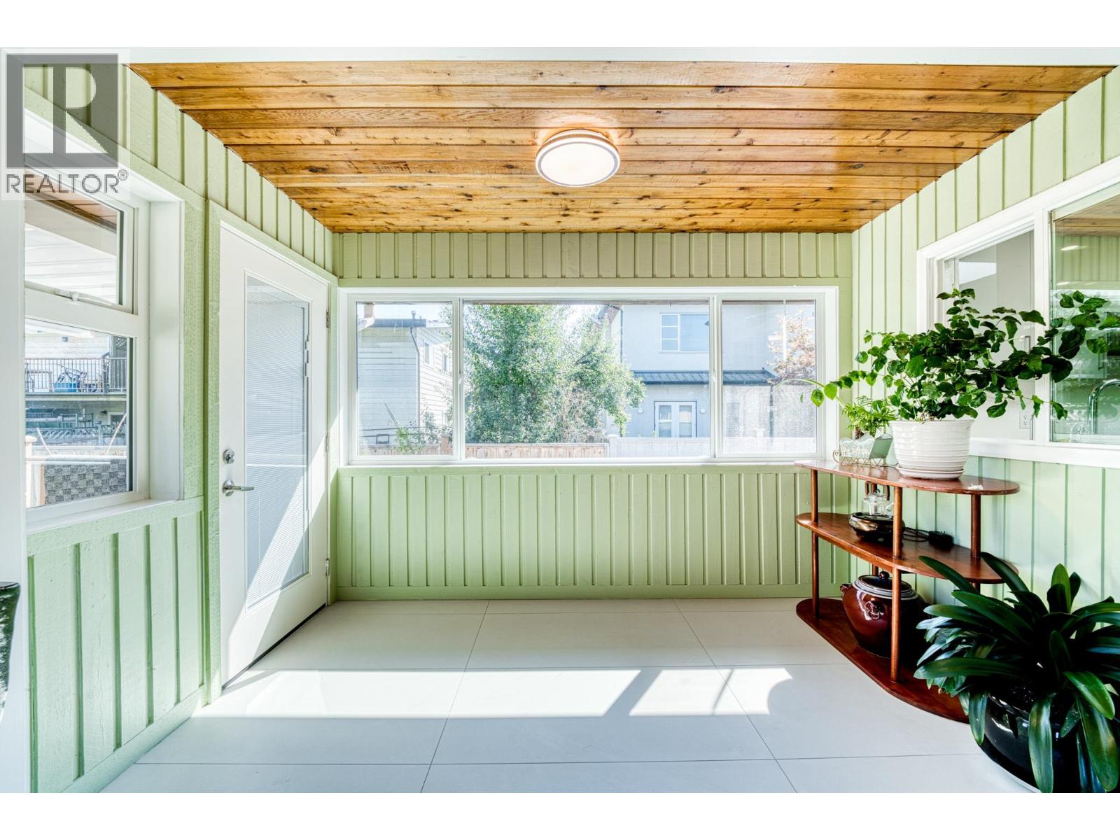 7700 DAMPIER DRIVE, Richmond