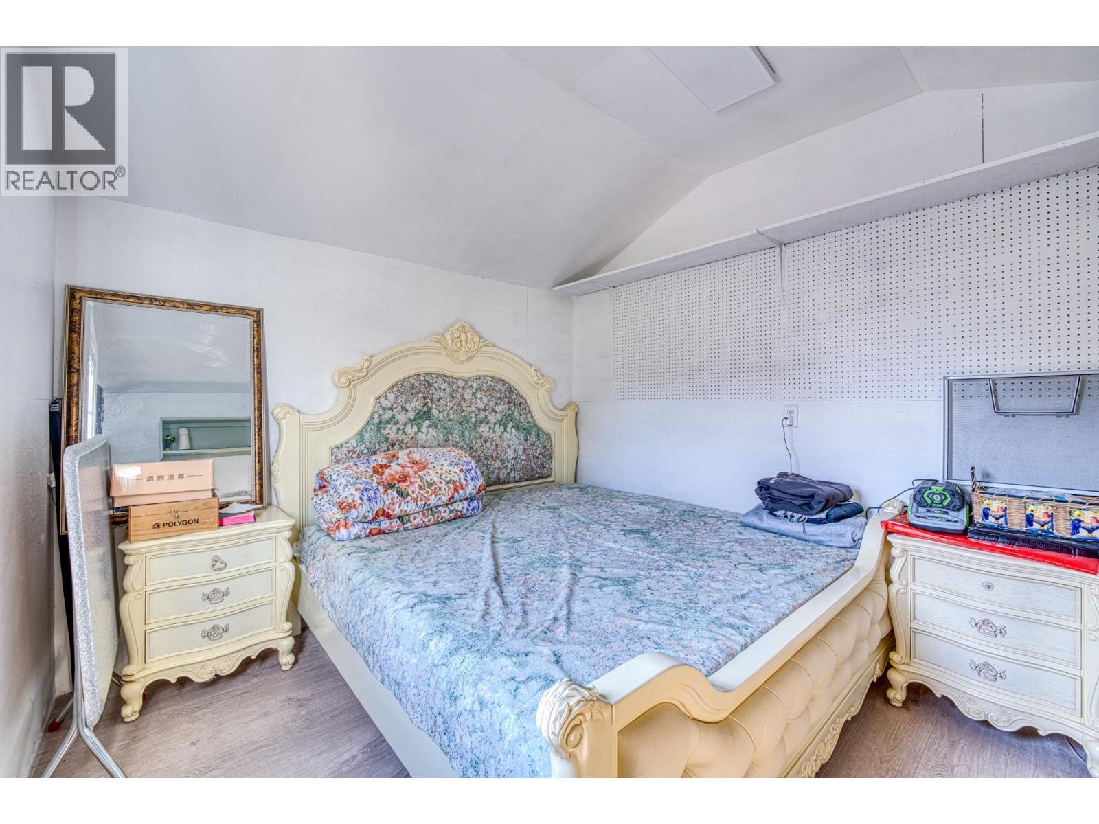 7700 DAMPIER DRIVE, Richmond