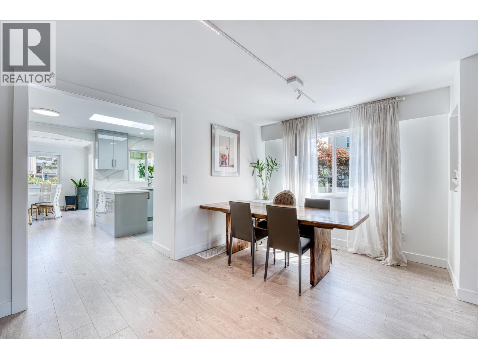 7700 DAMPIER DRIVE, Richmond