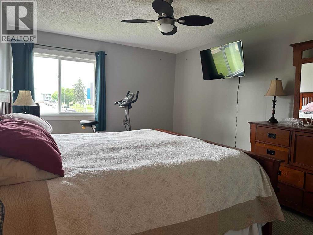 11 Clearwater Crescent, Fort McMurray